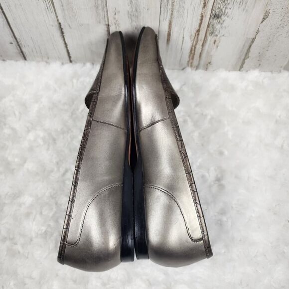 Enzo Angiolini Leather Embossed Loafers Metallic Silver Size 7 - Picture 9 of 10